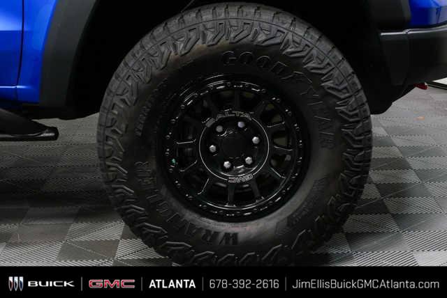 Certified 2024 GMC Canyon AT4X w/ AT4X AEV Edition AWD/4WD image 38
