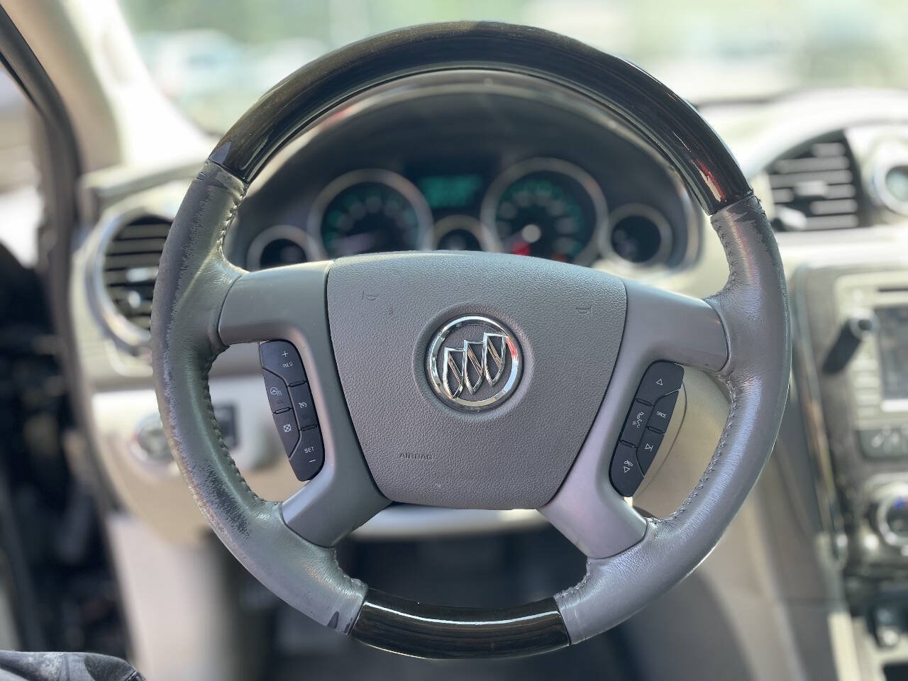 Used 2015 Buick Enclave Leather w/ Trailering Package FWD image 16