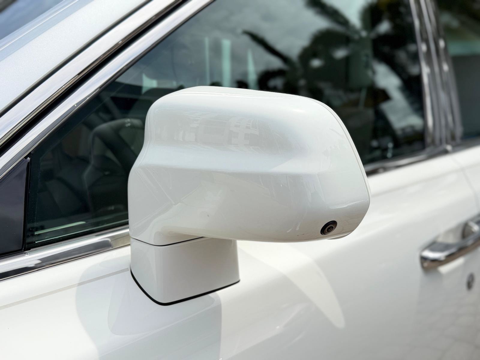 Used 2019 Rolls-Royce Phantom Sedan RWD image 19