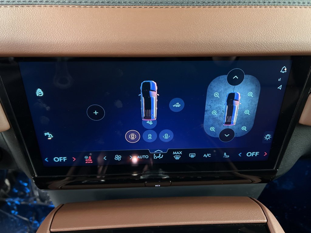 New 2026 Lincoln Navigator Reserve image 13