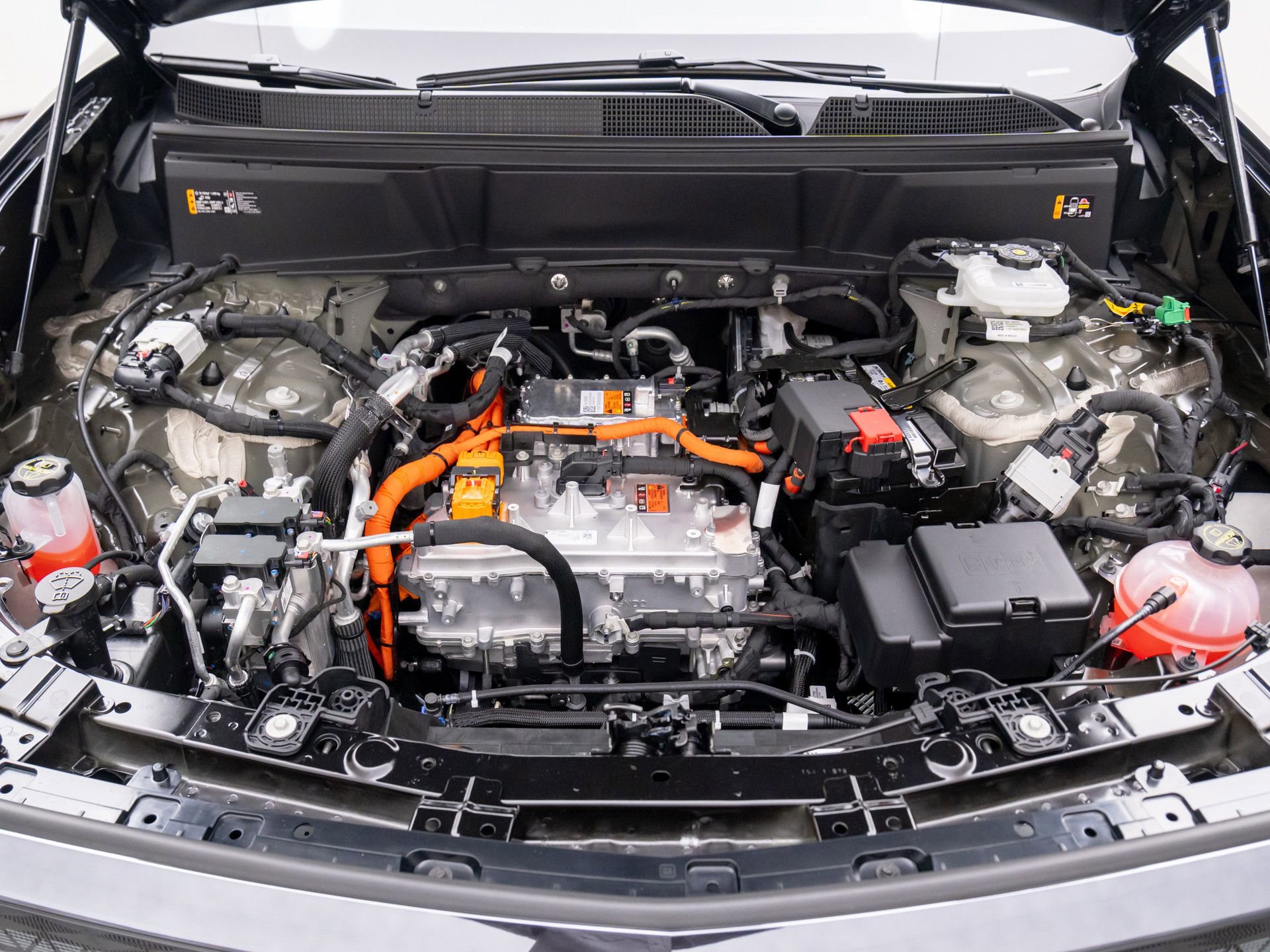 New 2026 Cadillac Vistiq Sport w/ LPO, Floor Liner Package image 26