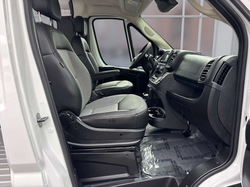 Used 2026 RAM ProMaster 2500 w/ Convenience Group FWD image 16