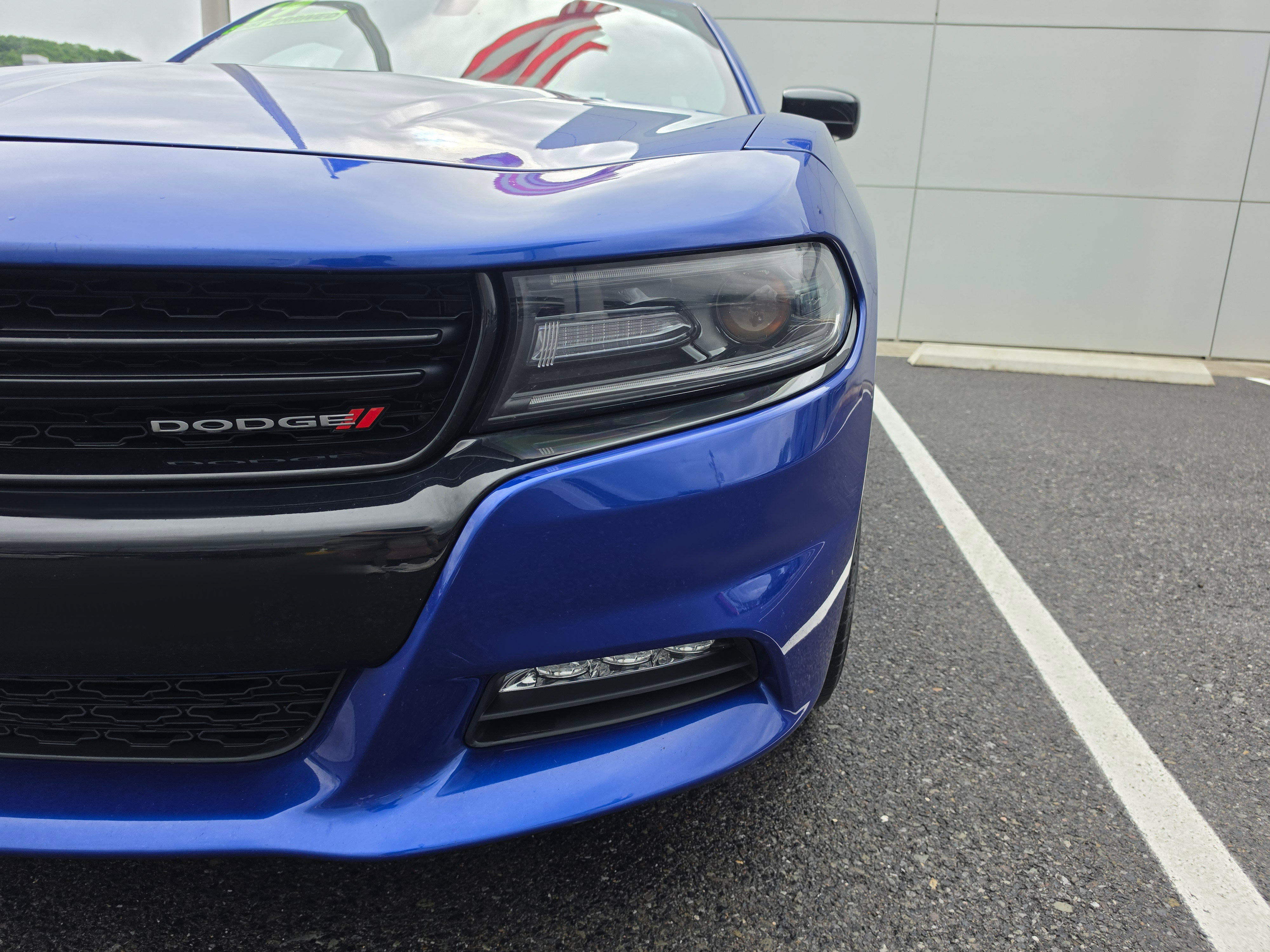 Used 2019 Dodge Charger SXT w/ Blacktop Package AWD/4WD image 10