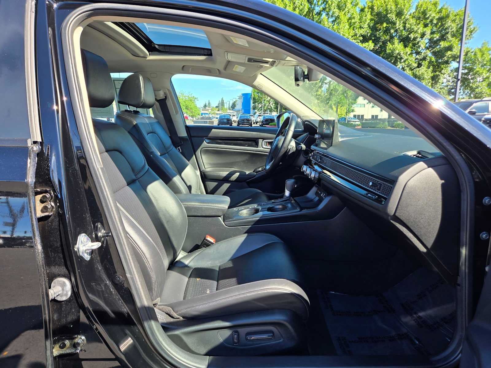 Used 2024 Honda Civic Touring image 11