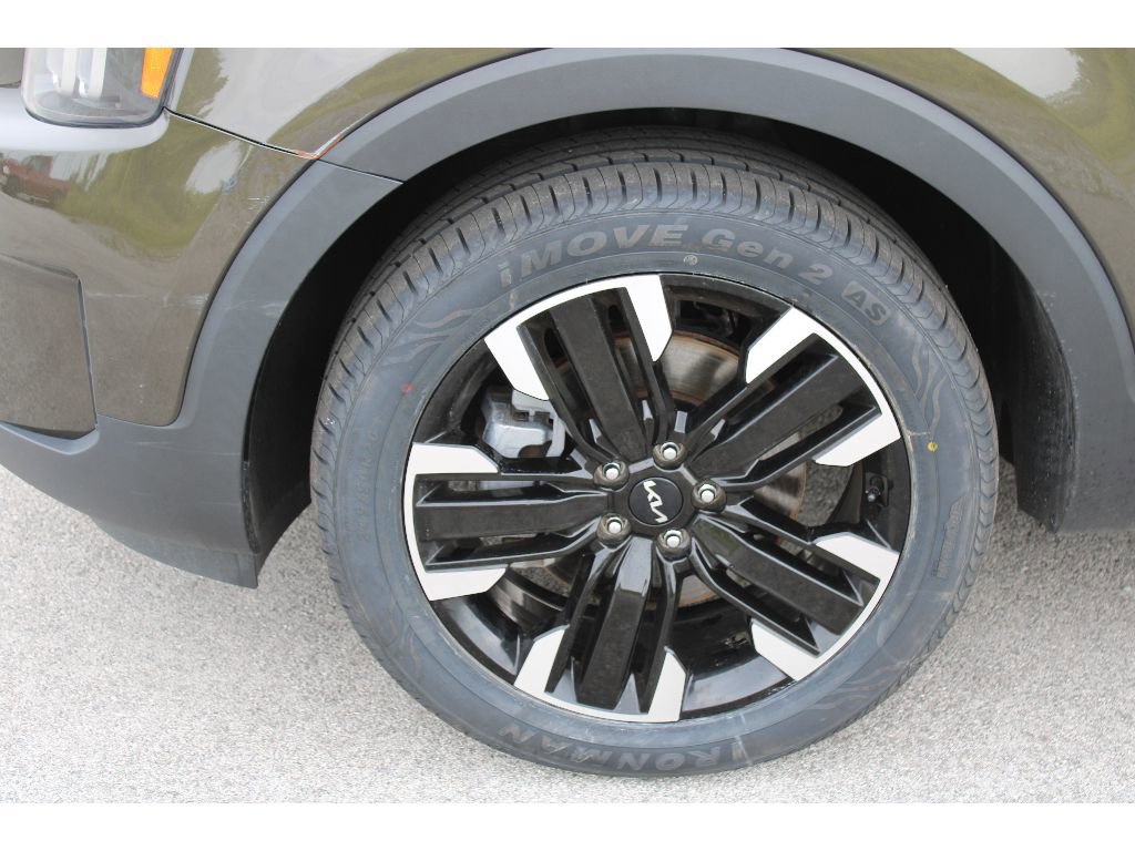 Used 2023 Kia Telluride SX image 7