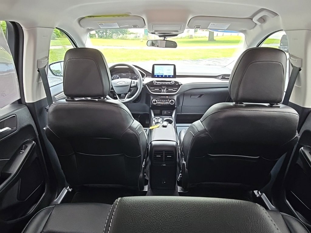 Used 2022 Ford Escape SEL image 28