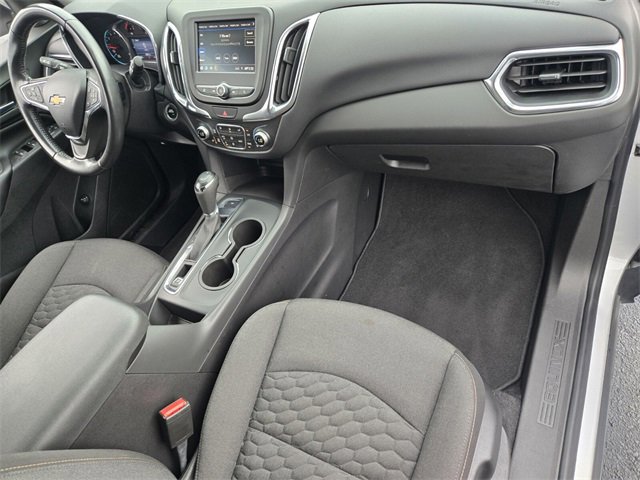 Used 2021 Chevrolet Equinox LT w/ Driver Convenience Package image 17
