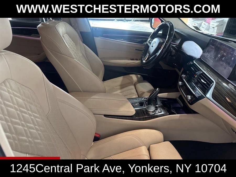 Used 2022 BMW 530e xDrive w/ Premium Package AWD/4WD image 14