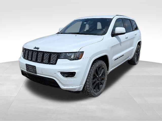 Used 2019 Jeep Grand Cherokee Altitude AWD/4WD image 7