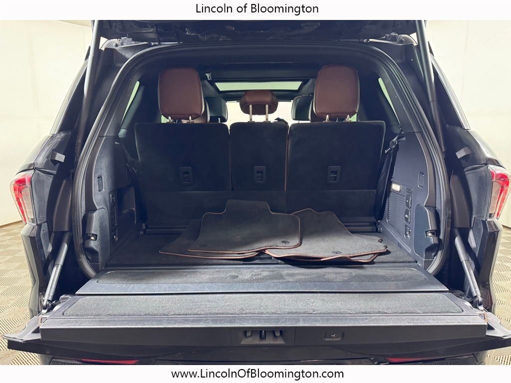 Certified 2025 Lincoln Navigator Reserve image 26