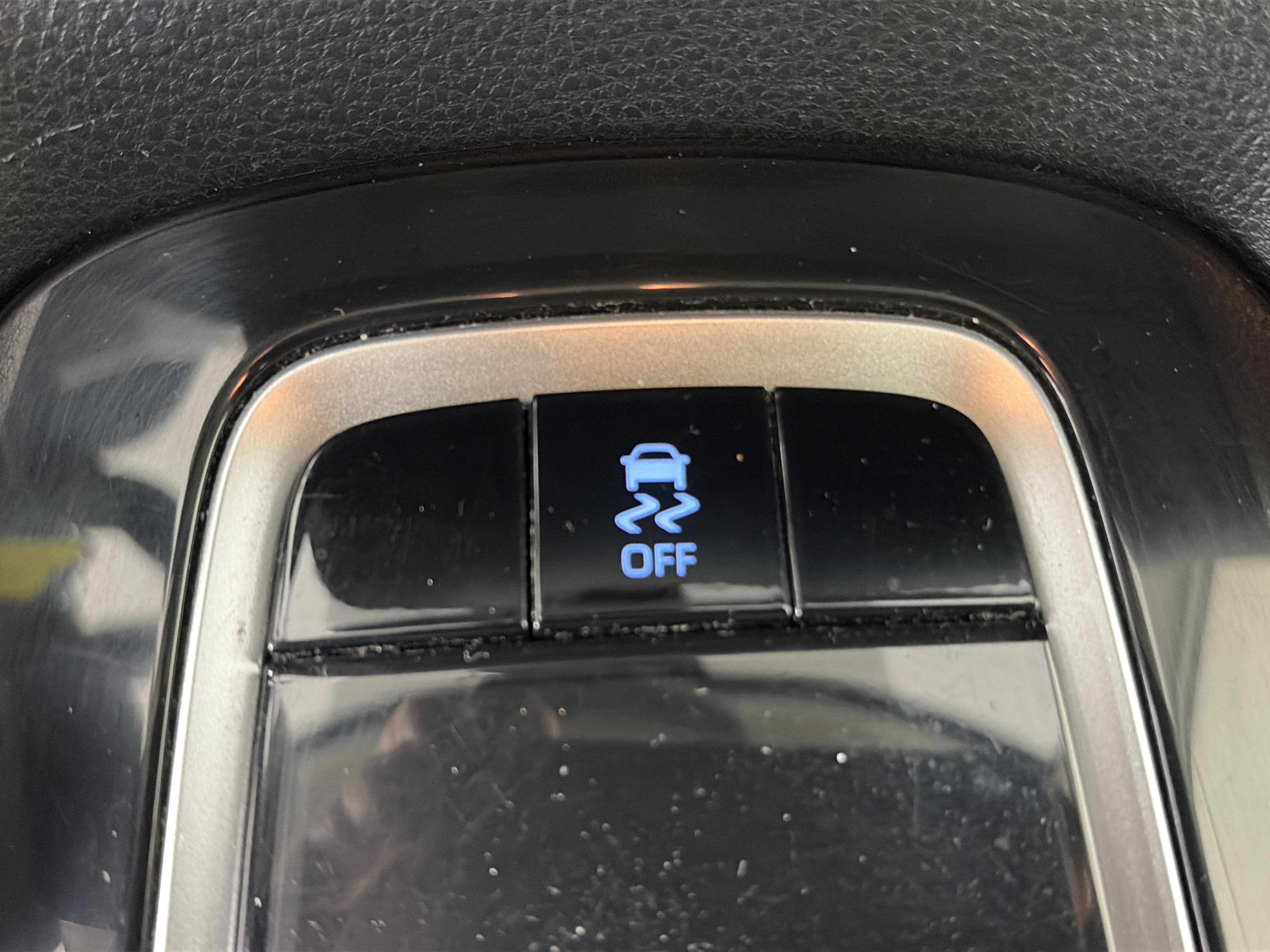 Used 2020 Toyota Corolla LE image 23