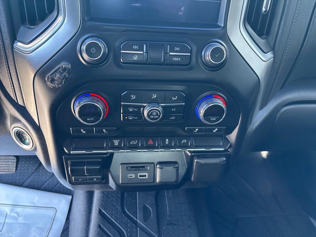 Used 2022 Chevrolet Silverado 2500 LTZ w/ Gooseneck/5TH Wheel Package image 22