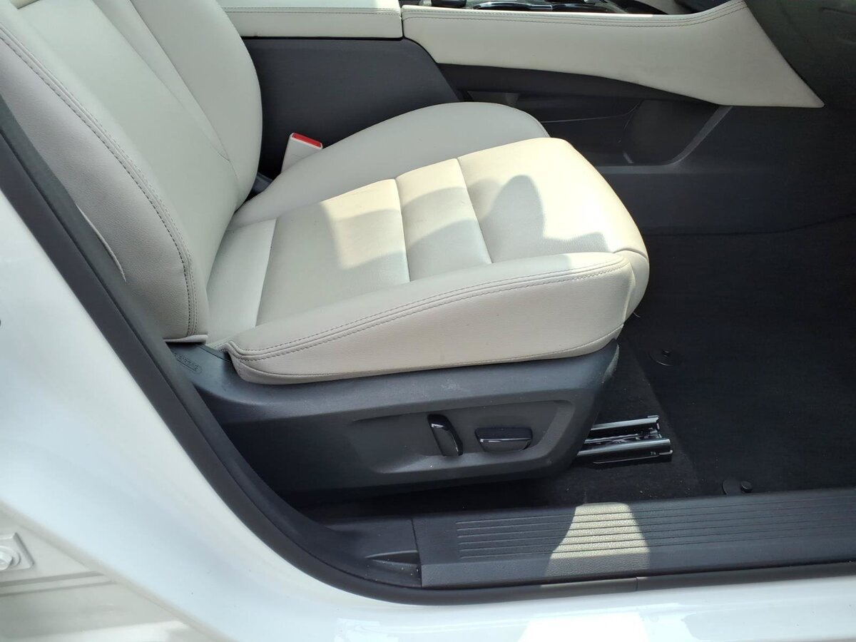 Used 2023 Nissan Rogue SL w/ SL Premium Package AWD/4WD image 12