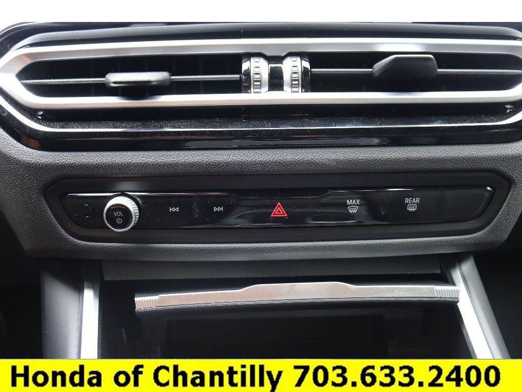 Used 2024 BMW M340i xDrive w/ Driving Assistance Package image 10