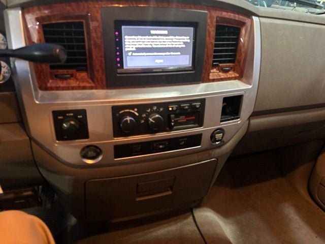 Used 2006 Dodge Ram 3500 Truck Laramie AWD/4WD image 24