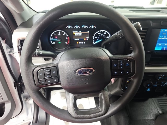 Used 2024 Ford F350 XL w/ XL Chrome Package image 12