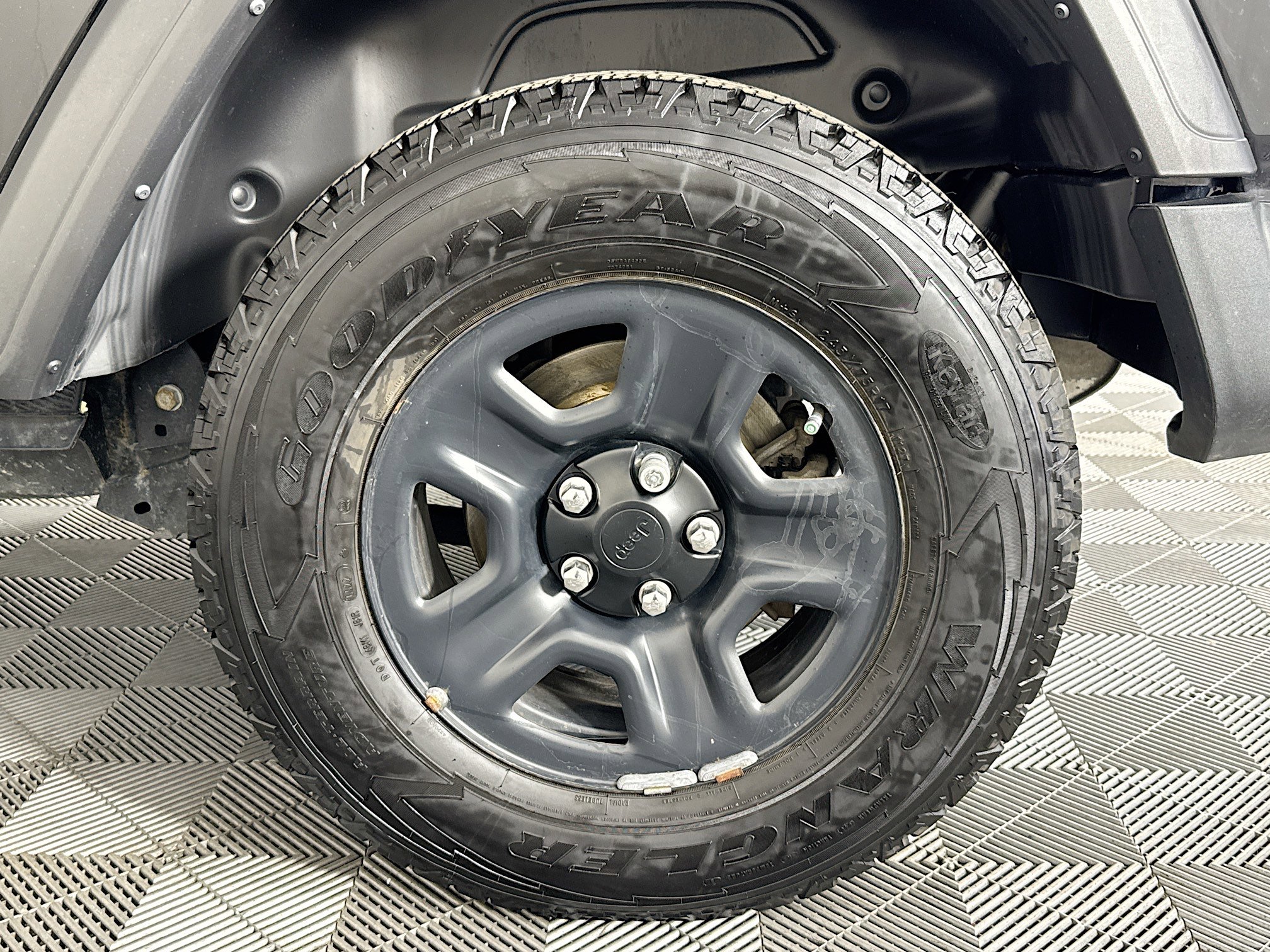 Used 2022 Jeep Wrangler Sport image 32