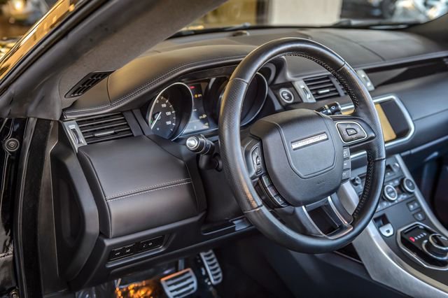 Used 2018 Land Rover Range Rover Evoque HSE Dynamic image 34