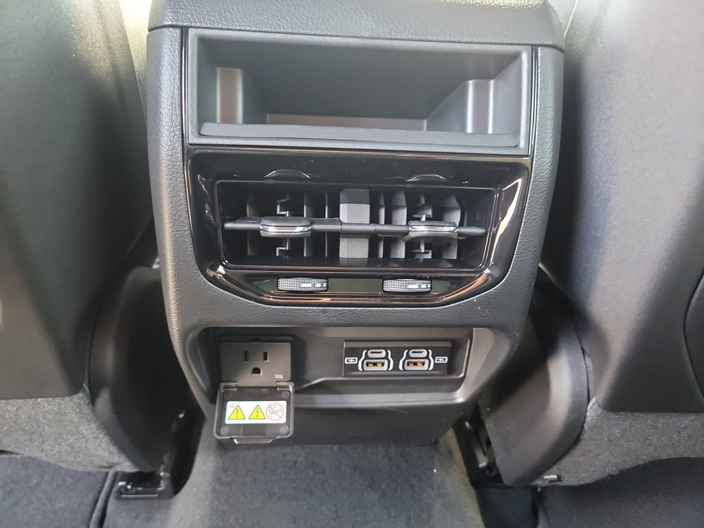 New 2026 Jeep Grand Cherokee Laredo X RWD image 17