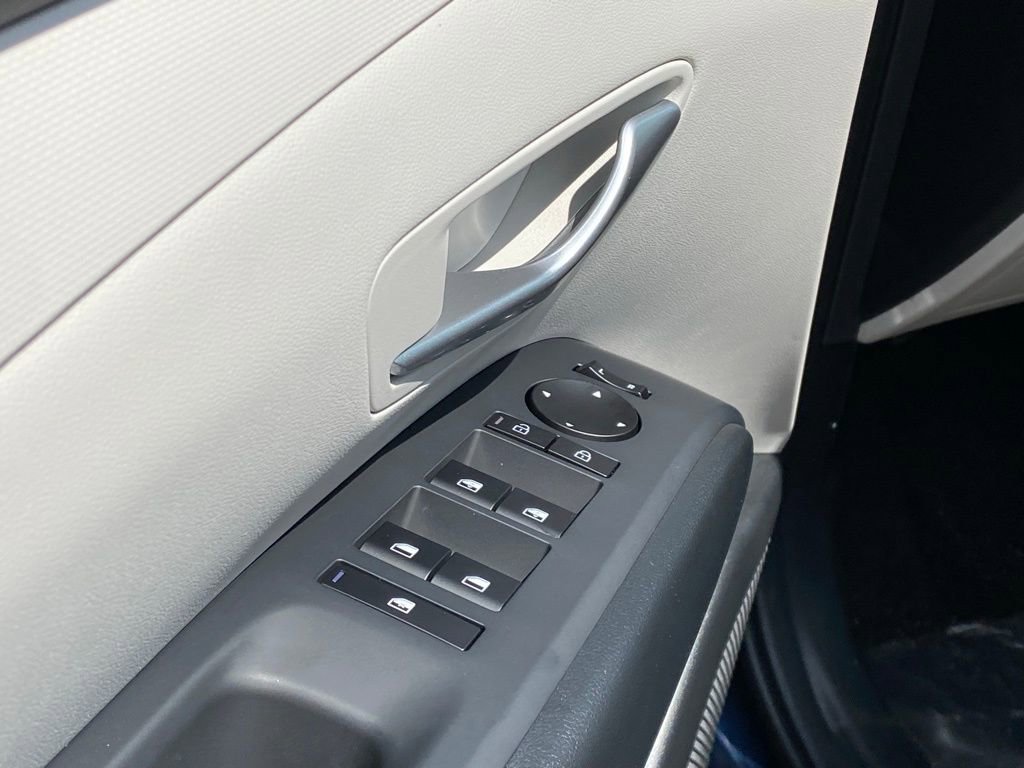 New 2026 Hyundai Tucson SEL image 11