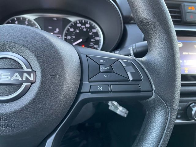 Used 2025 Nissan Versa S w/ Trunk Package image 16