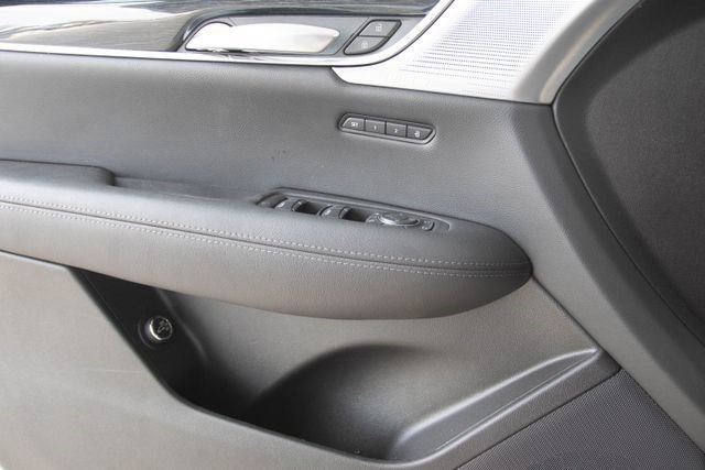 Certified 2025 Cadillac XT5 Premium Luxury image 22