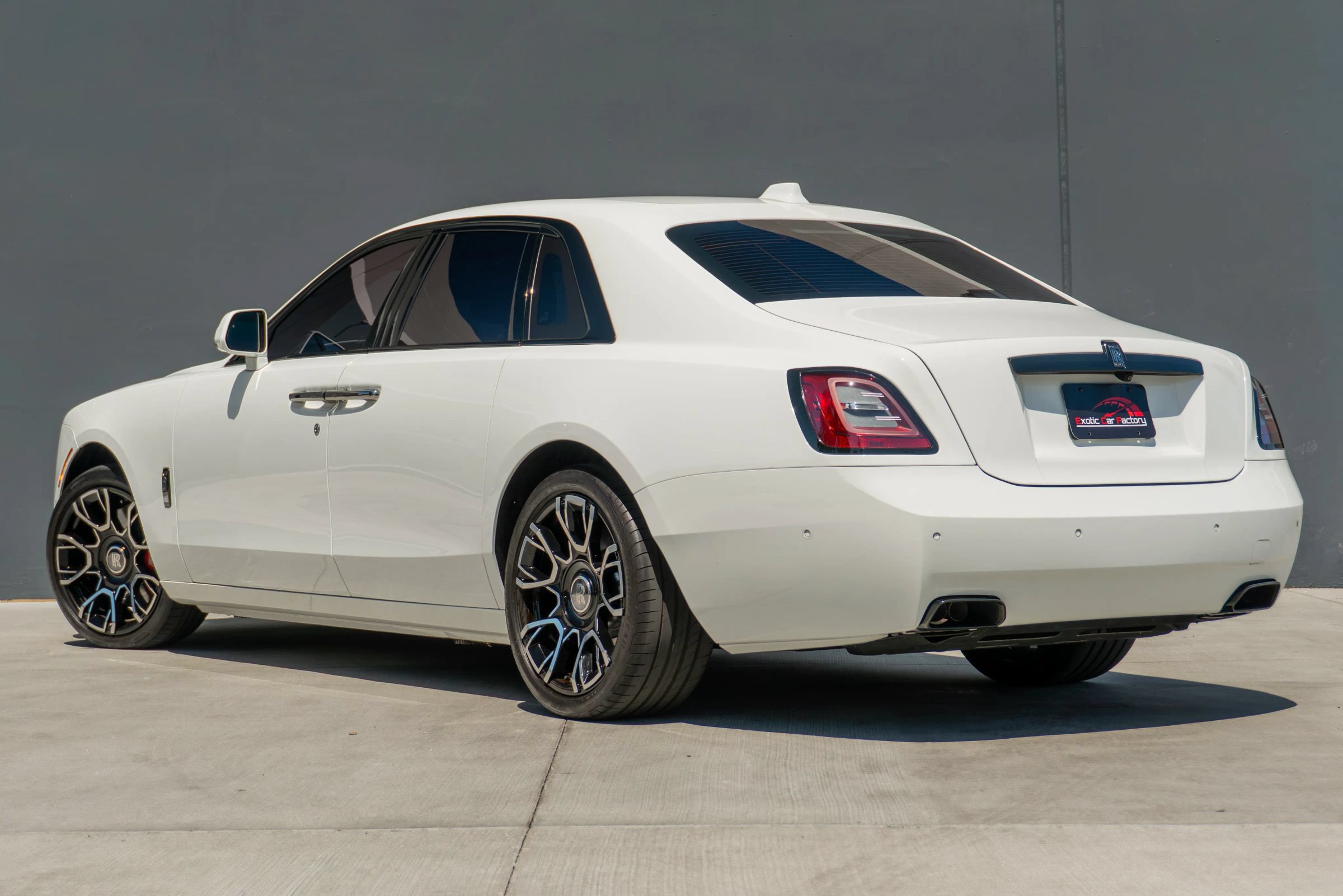 Used 2023 Rolls-Royce Ghost Black Badge w/ Black Badge Ghost Package AWD/4WD image 9