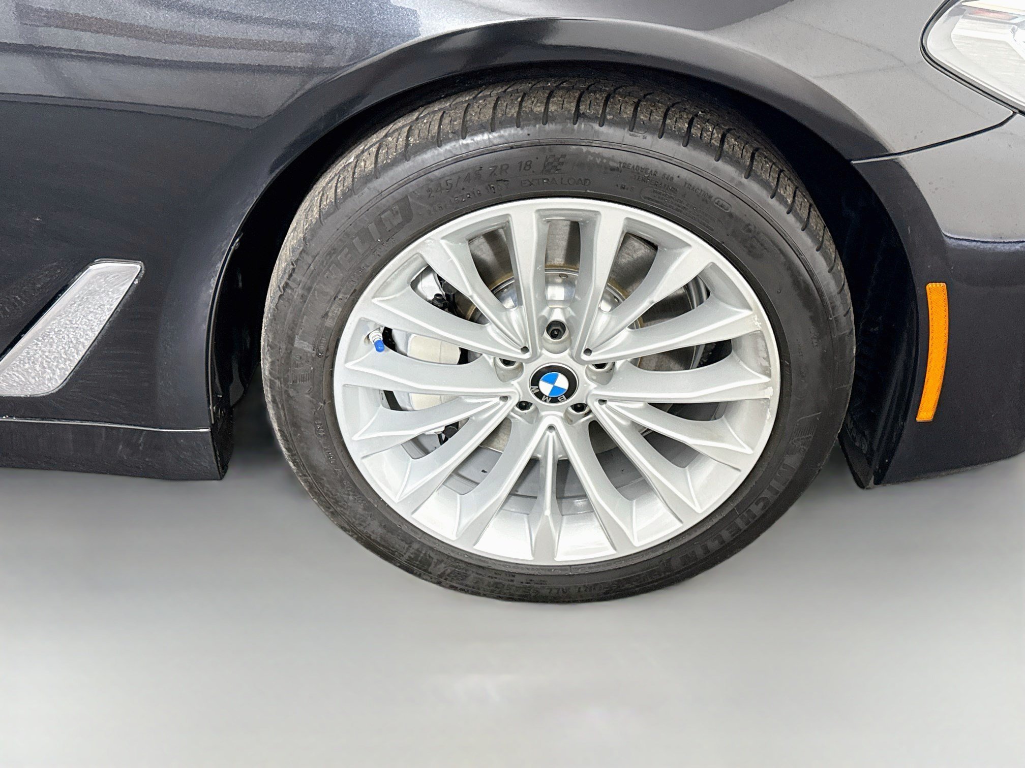 Used 2023 BMW 530i xDrive w/ Premium Package AWD/4WD image 32