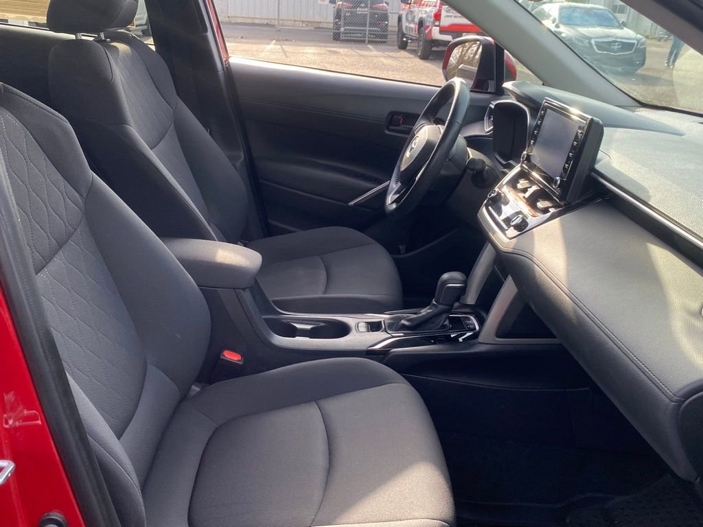 Used 2022 Toyota Corolla Cross LE image 18