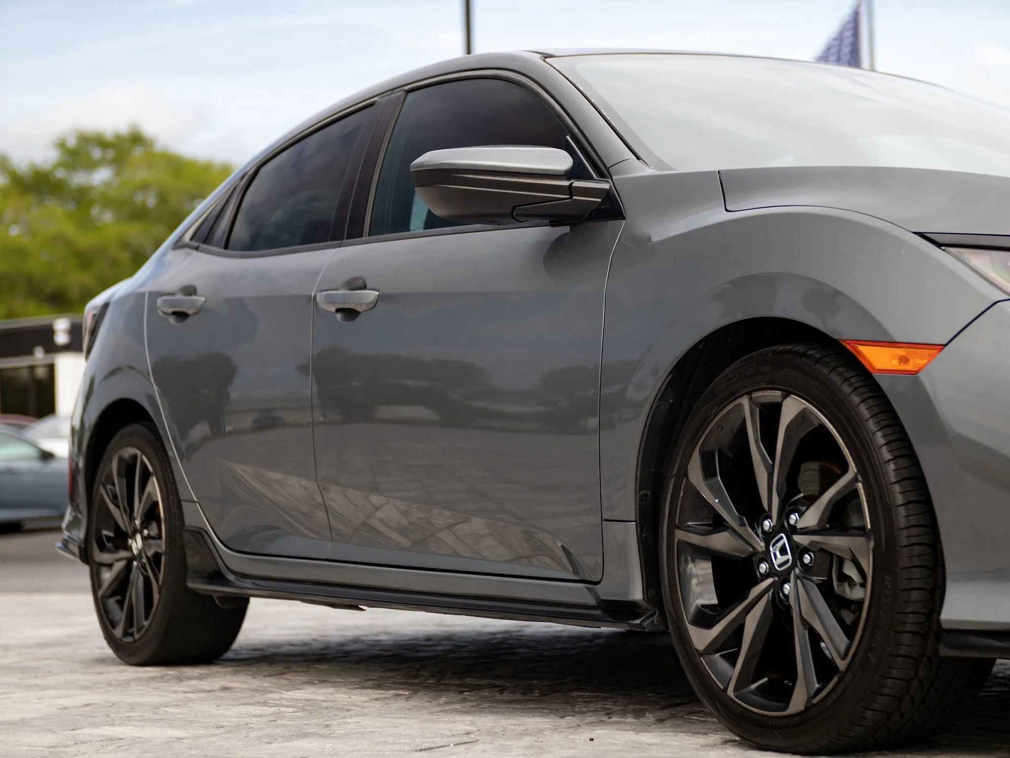 Used 2017 Honda Civic Sport image 3