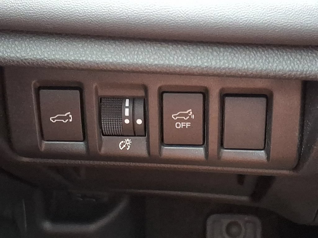 Used 2023 Subaru Outback Touring AWD/4WD image 25
