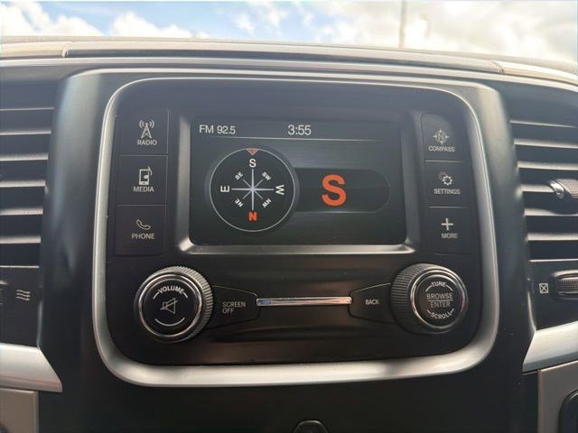 Used 2017 RAM 2500 SLT AWD/4WD image 26