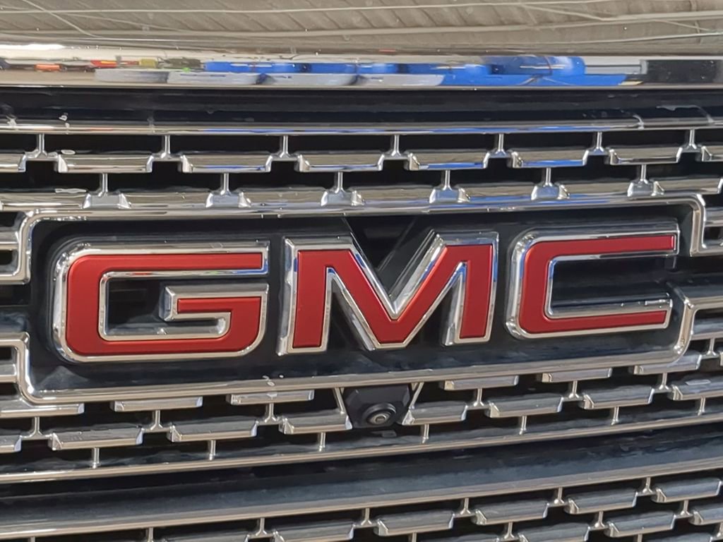 Used 2021 GMC Sierra 2500 Denali w/ Denali Ultimate Package AWD/4WD image 23