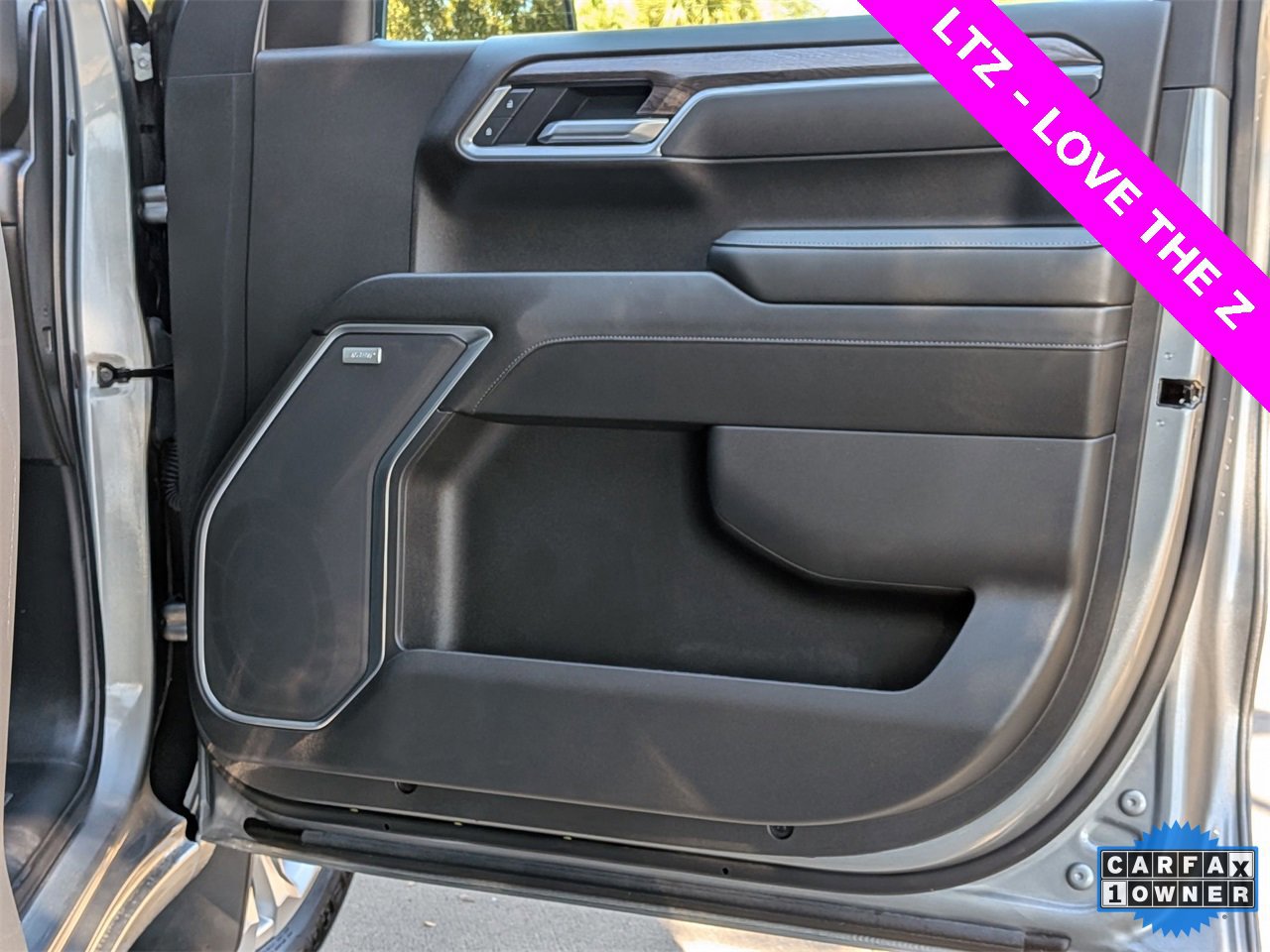 Certified 2025 Chevrolet Silverado 1500 LTZ w/ LTZ Convenience Package II image 19