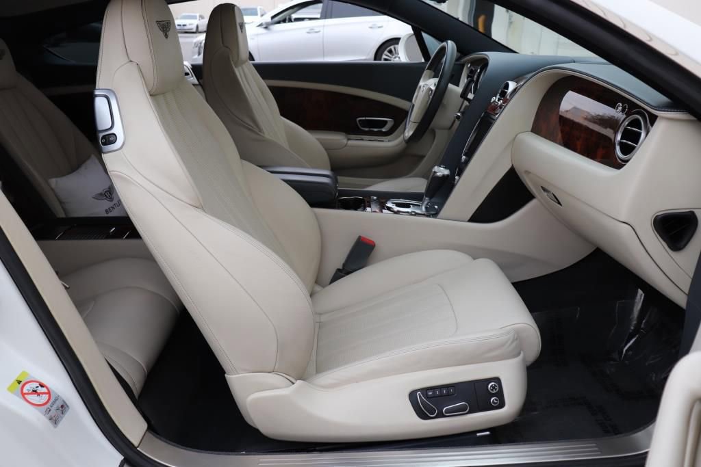 Used 2014 Bentley Continental GT image 33