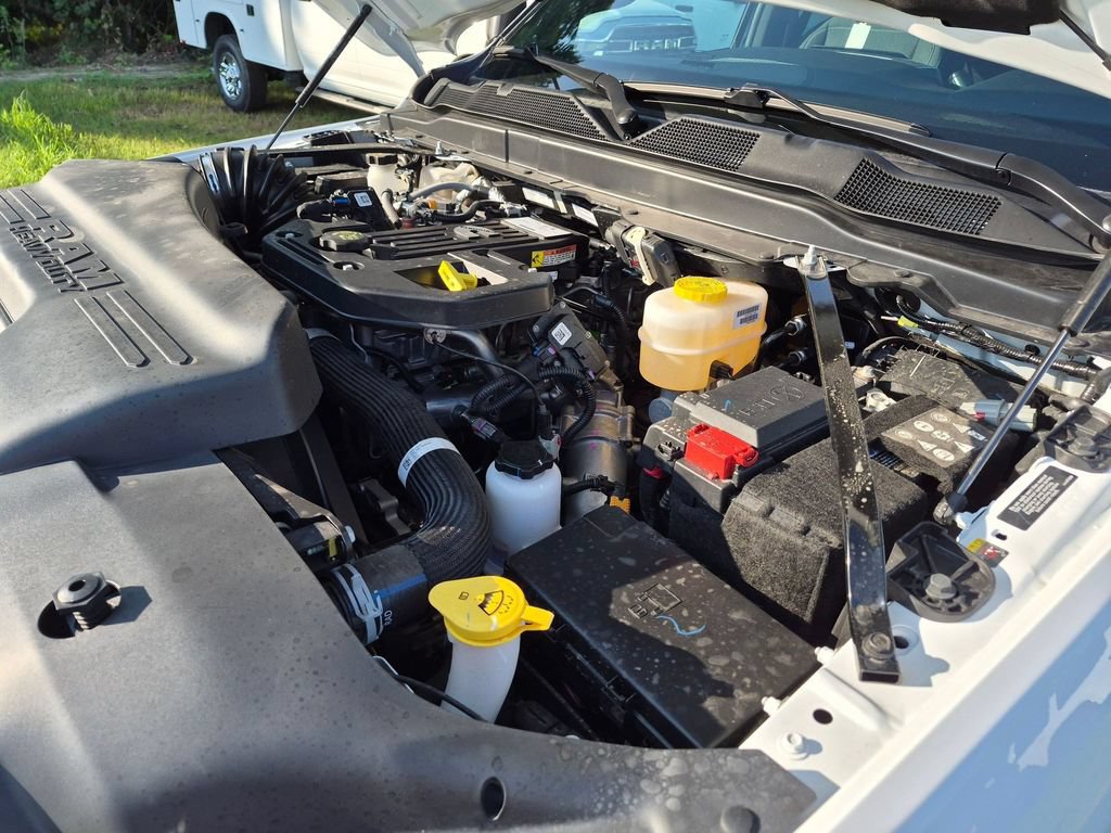 New 2026 RAM 3500 Big Horn AWD/4WD image 31