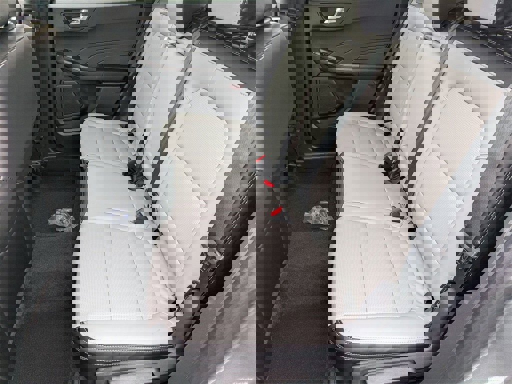 New 2026 Ford Escape Platinum w/ Equipment Group 601A image 18