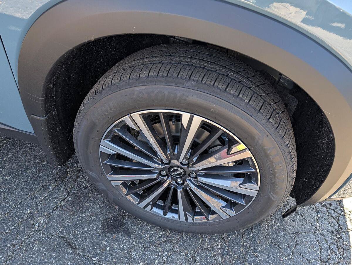 New 2026 Nissan Pathfinder Platinum AWD/4WD image 38