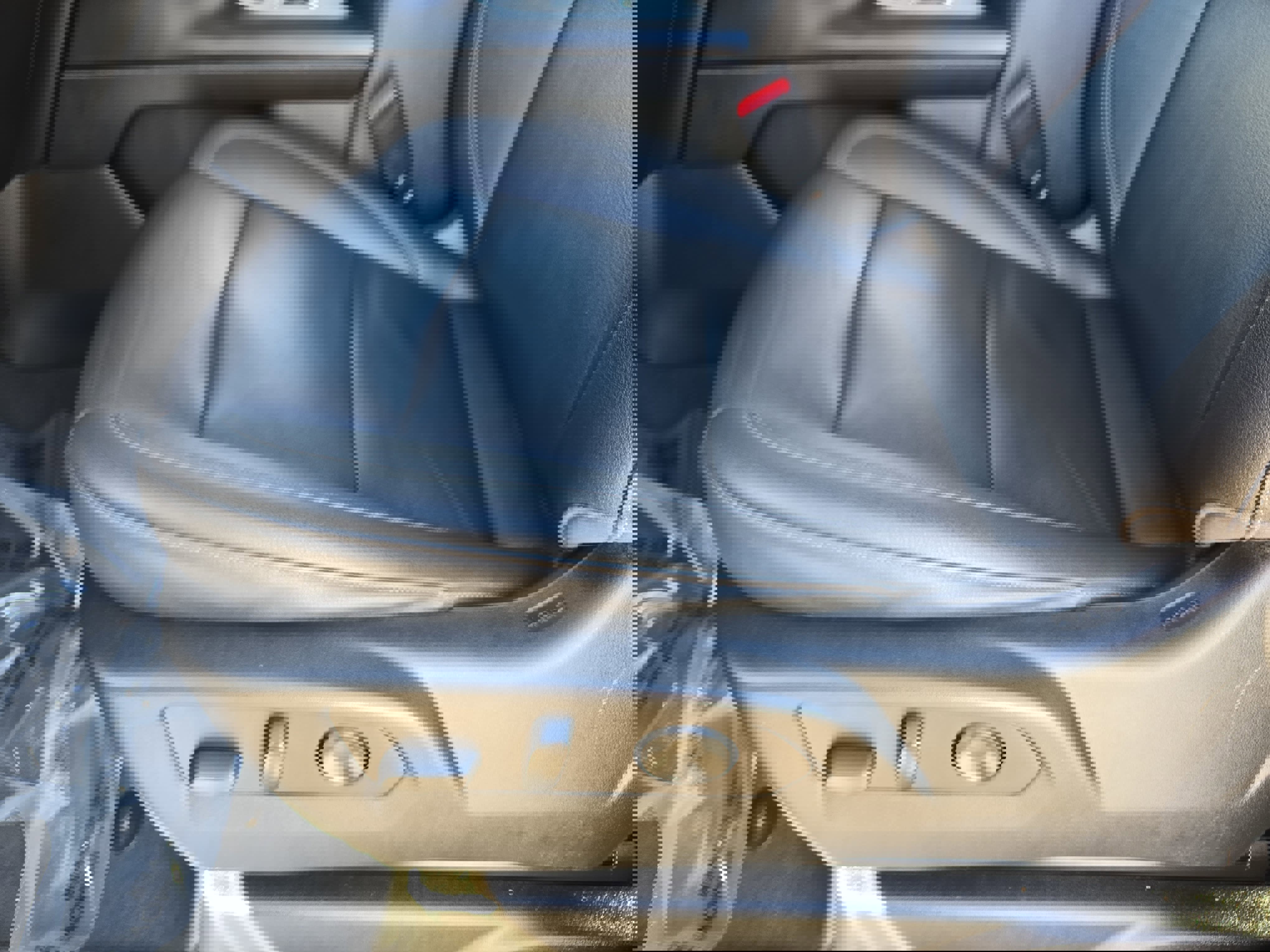 Used 2022 Chevrolet Tahoe Z71 w/ Luxury Package image 31