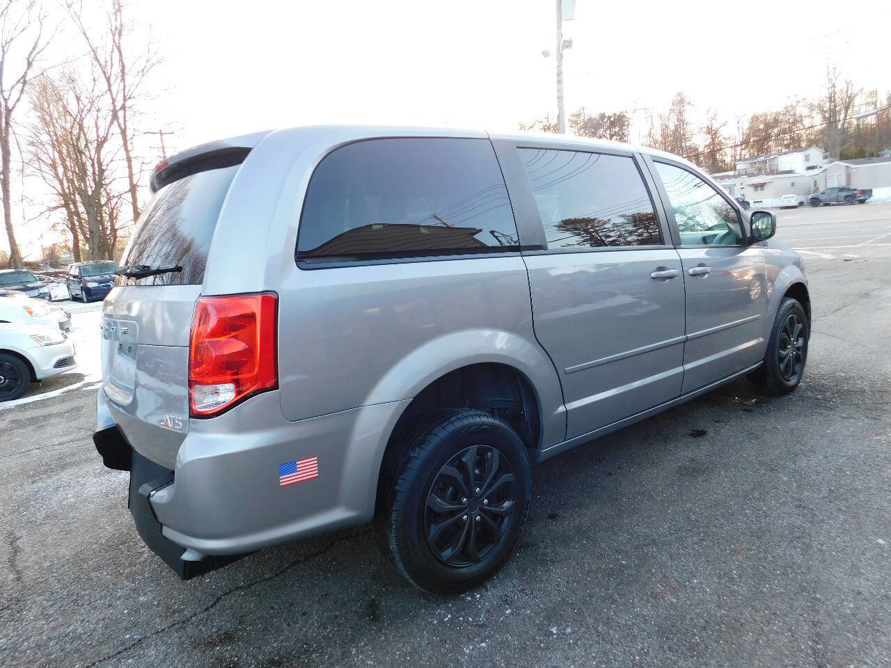 Used 2017 Dodge Grand Caravan SE w/ Power Window Group image 15