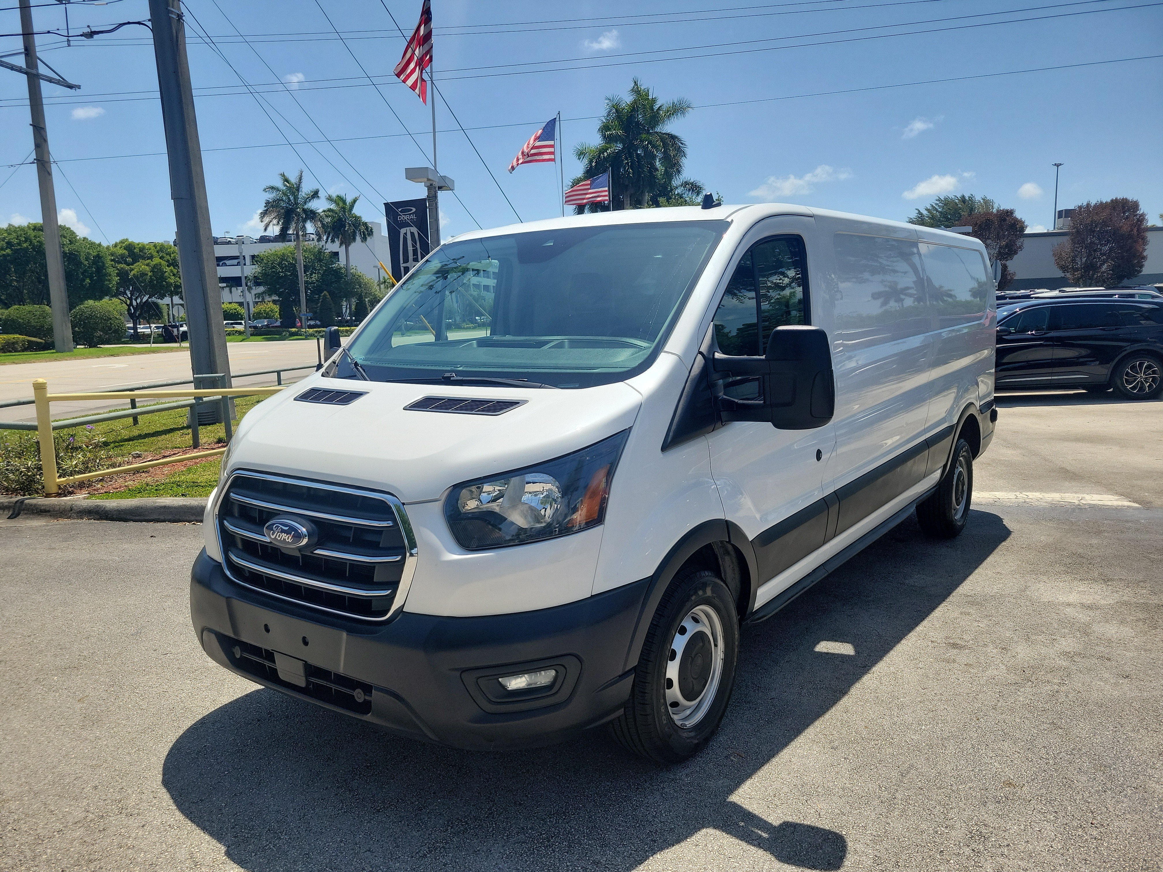Used 2020 Ford Transit 250 Low Roof RWD image 2