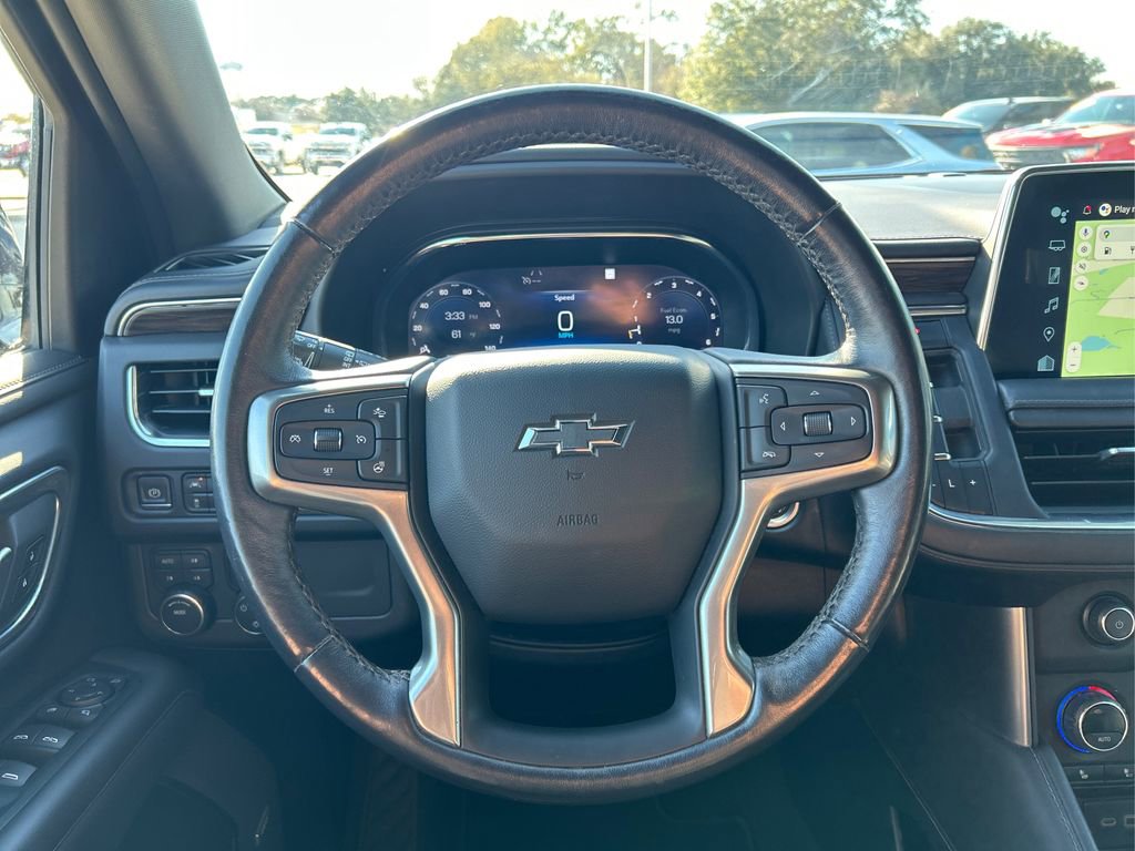 Used 2023 Chevrolet Suburban Z71 w/ Luxury Package AWD/4WD image 17