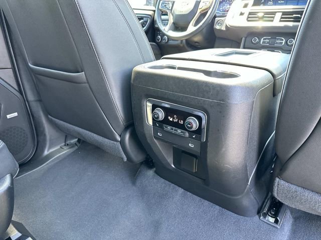 Used 2023 Chevrolet Suburban High Country w/ Premium Package AWD/4WD image 13