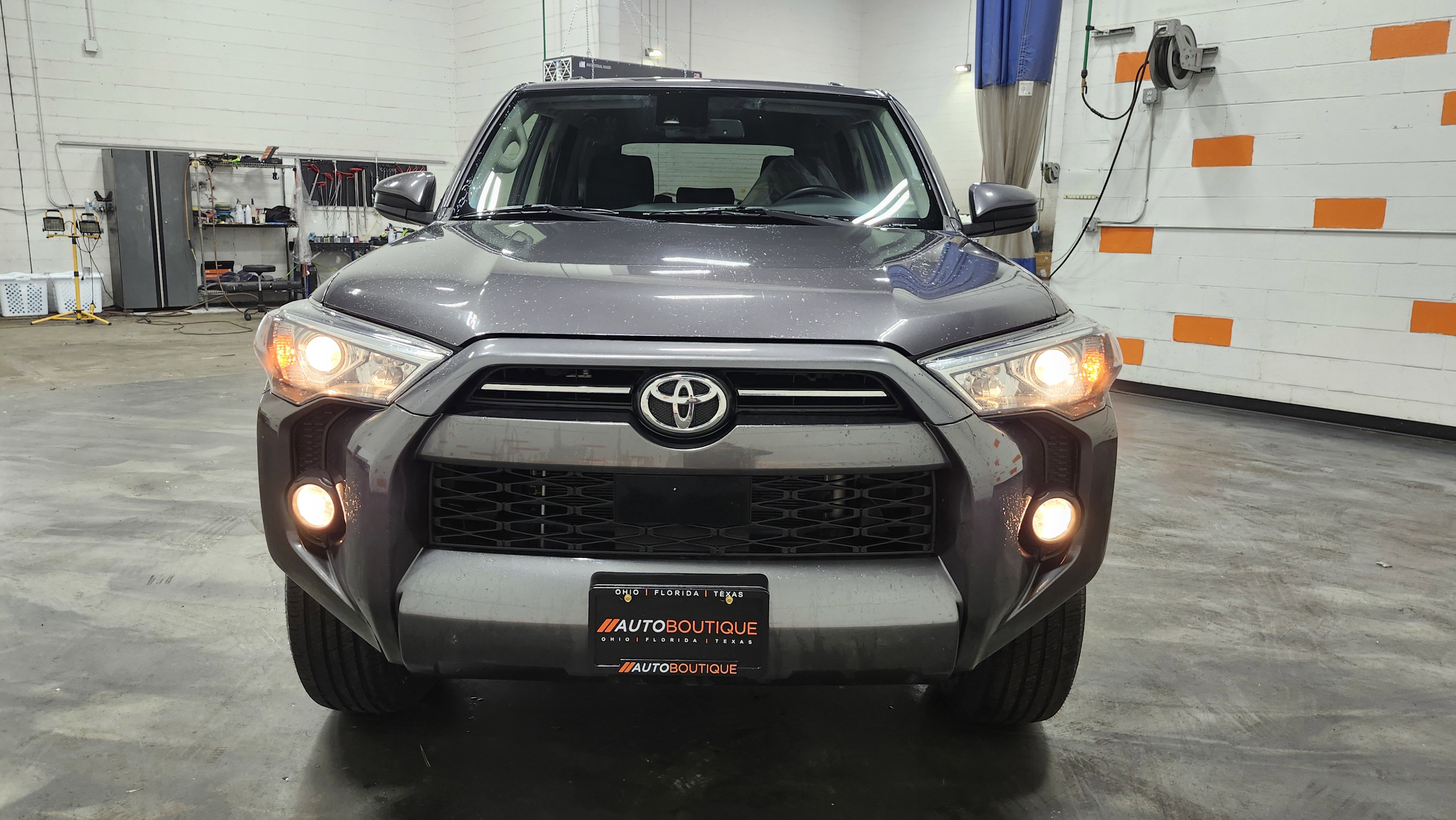 Used 2020 Toyota 4Runner SR5 image 11
