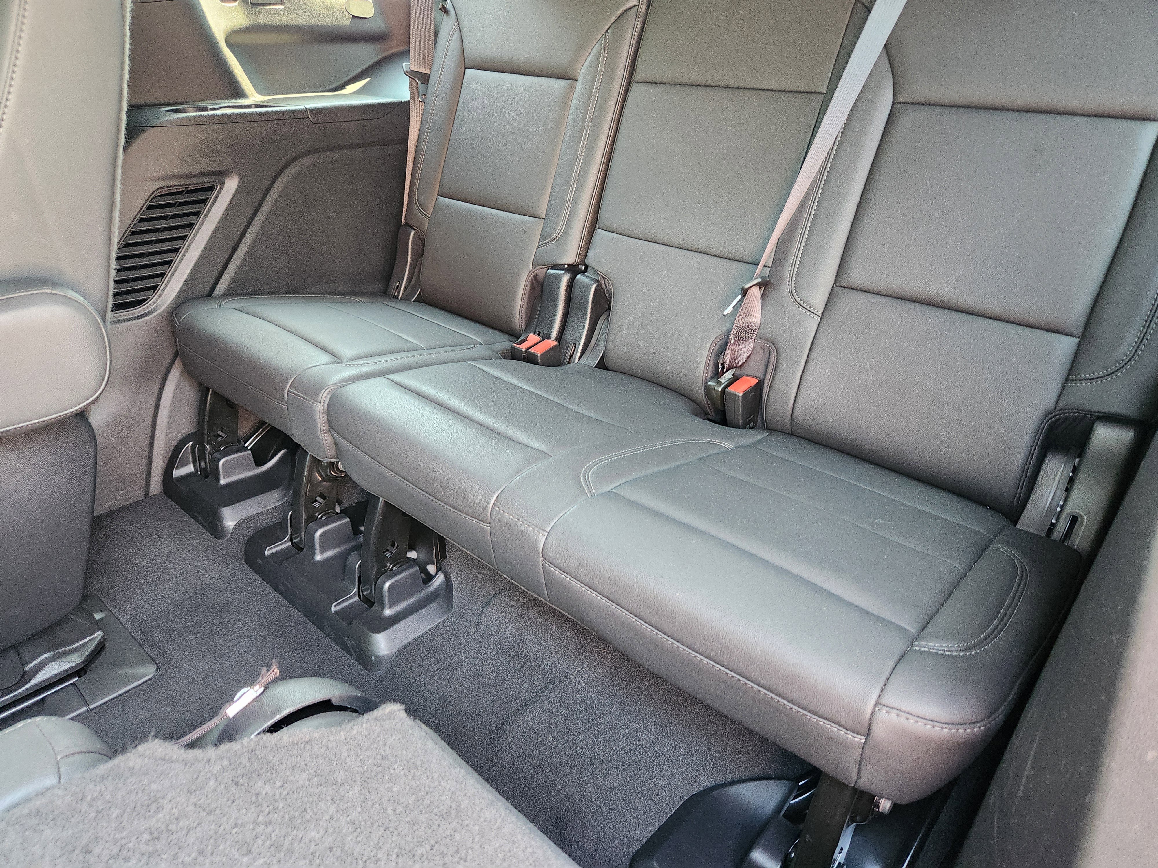 Certified 2022 Chevrolet Tahoe Z71 w/ Luxury Package image 33