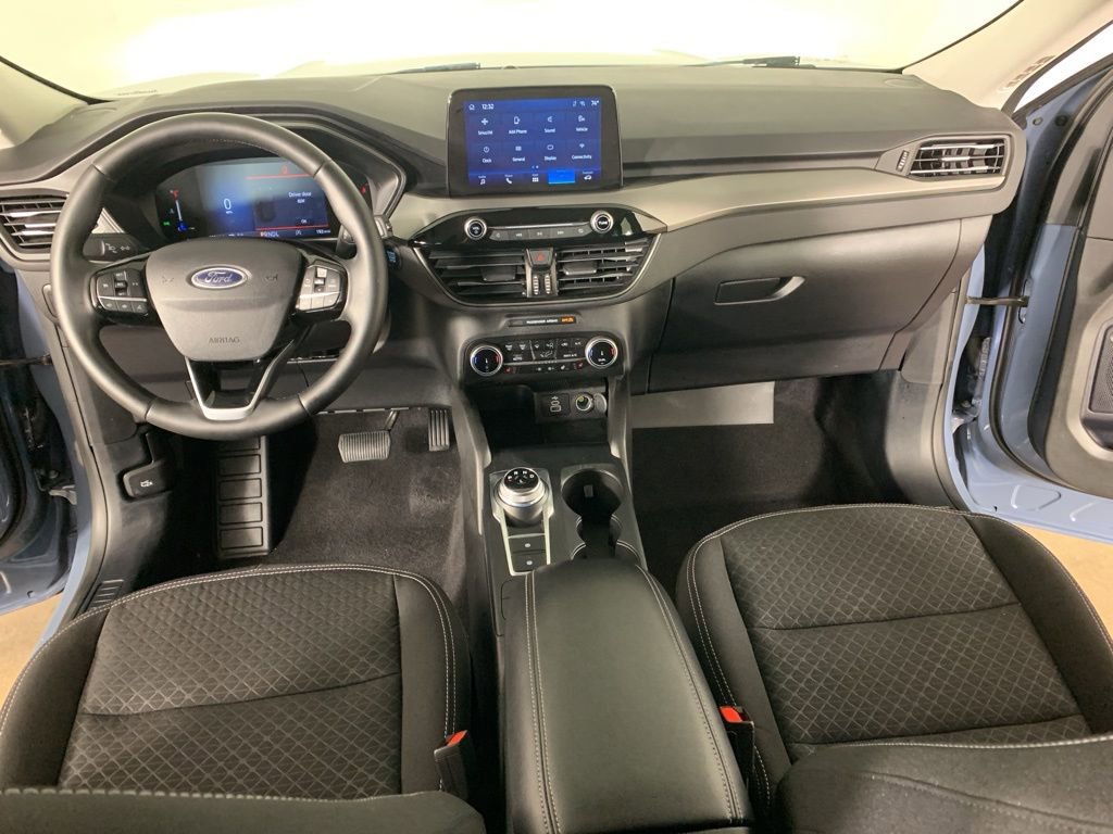 Used 2024 Ford Escape Active image 31