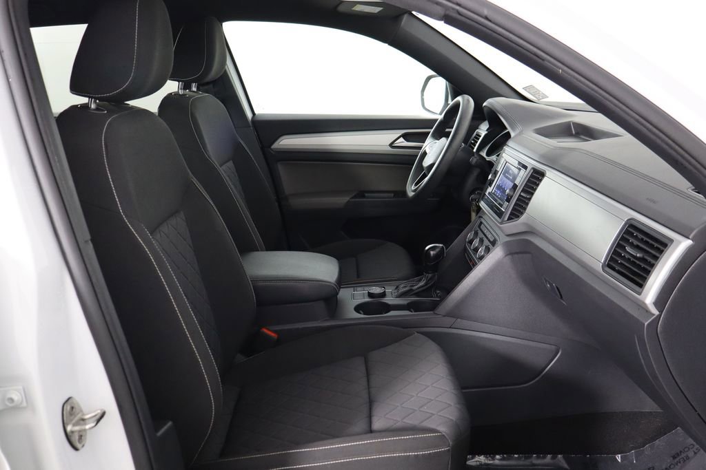 Used 2021 Volkswagen Atlas Cross Sport S image 19