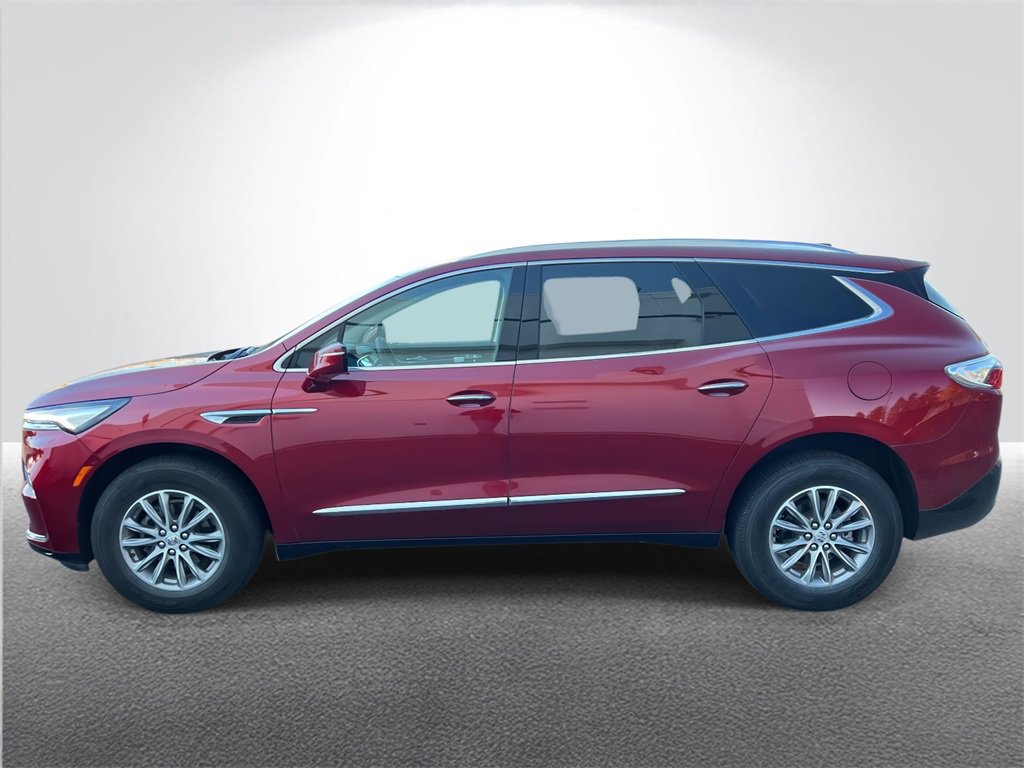Certified 2024 Buick Enclave Essence image 3