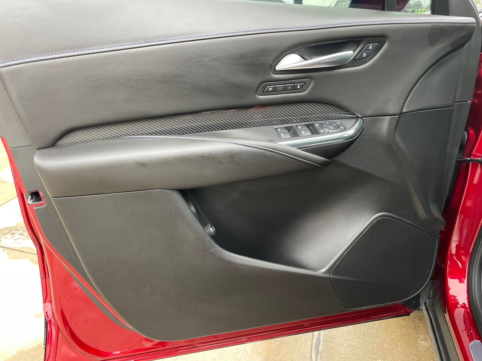 Used 2025 Cadillac XT4 Sport image 10