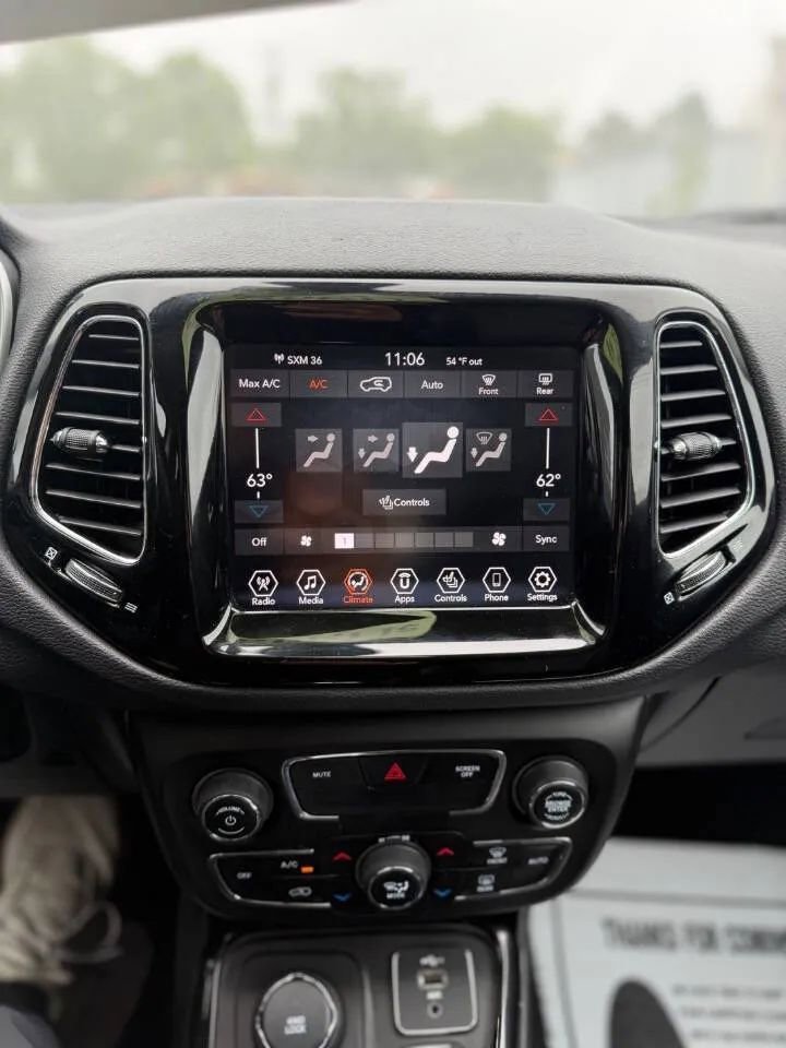 Used 2020 Jeep Compass Limited AWD/4WD image 14